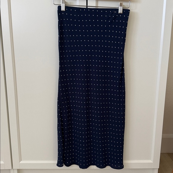 Madewell Navy Midi Skirt with White Polka Dots - Picture 3 of 6